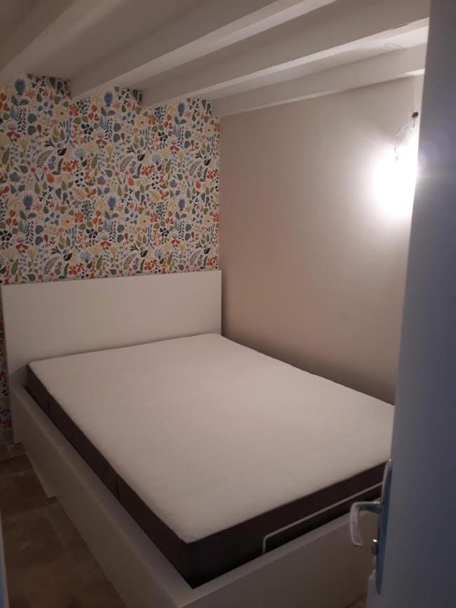 Studio"Le Petit Jas" Chateauneuf-de-Gadagne Ngoại thất bức ảnh